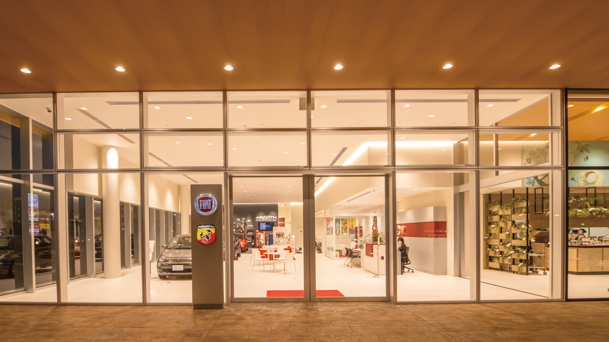 showroom08