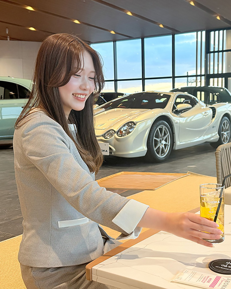 株式会社 光岡自動車：求人情報 - 社員インタビュー｜幼いころからの夢、自動車業界で働くことに憧れていました。