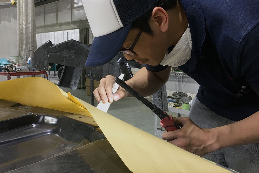 株式会社 光岡自動車：求人情報 - 社員インタビュー／一日のスケジュール｜起床後は朝食を食べてすぐ出社。｜出社。その日ごとに作業は様々です。